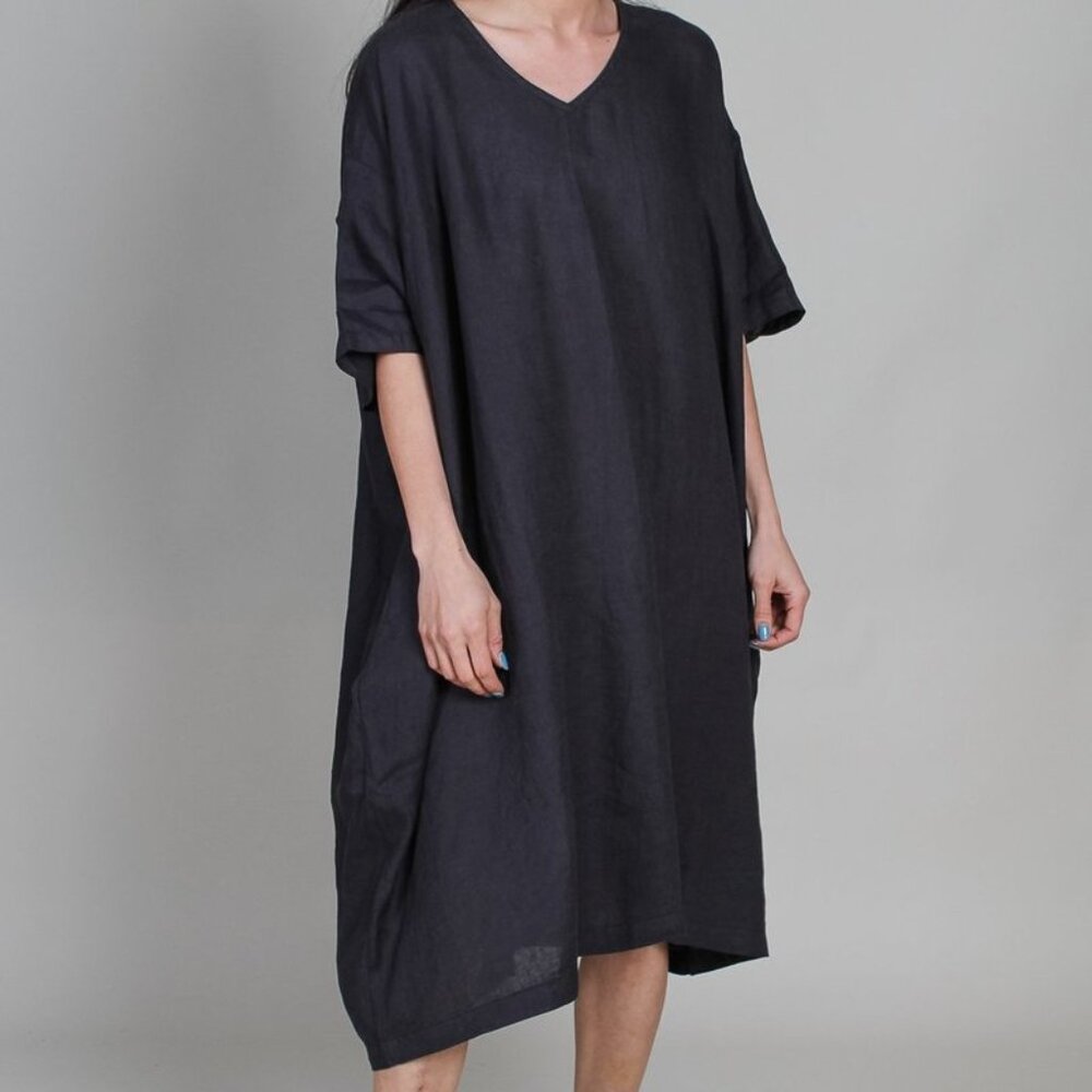 Black Crane V-Neck Dress - Faded Black